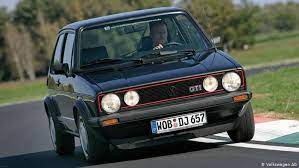 Edmunds also has volkswagen golf gti pricing, mpg, specs, pictures, safety features, consumer reviews and more. 40 Jahre Golf Gti Kultobjekt Golf Lebensart Dw 03 05 2016