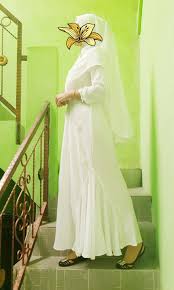 Gambar lucu unik terbaru buat status wa yang bikin kamu kangen untuk kesini lagi. Gamis Syari Broken White Gamis Putih Gamis Akad Nikah Gamis Lebaran House Of Kyla Fesyen Wanita Muslim Fashion Gaun Di Carousell