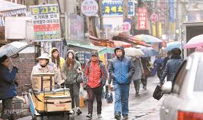 모두 '조선족' 범죄집단과 맞서 싸우는 서사의 이야기다. êµ­ë‚´ ì¡°ì„ ì¡± 80ë§Œëª… ì´ë°©ì¸ ì•„ë‹Œ ì´ë°©ì¸