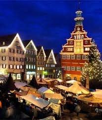Esslingen Medieval Christmas Market Last Time We Went To This One It Was So Cold That We Could Only Stay Ab Esslingen Am Neckar Deutsche Weihnachten Bad Urach