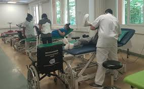 Ile De France Dans Ces Centres De Reeducation Les Survivants Du Covid 19 Reapprennent A Marcher Le Parisien