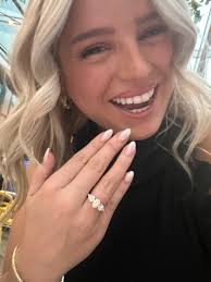 ♥️💍🍾🥂 𝐌𝐲 𝐡𝐞𝐚𝐫𝐭 𝐢𝐬 𝐬𝐭𝐢𝐥𝐥 𝐬𝐨 𝐟𝐮𝐥𝐥. 𝐈𝐭  𝐚𝐜𝐭𝐮𝐚𝐥𝐥𝐲 𝐭𝐨𝐨𝐤 𝐦𝐞 𝟐𝟒 𝐡𝐨𝐮𝐫𝐬 𝐭𝐨 𝐩𝐮𝐭 𝐢𝐧𝐭𝐨  𝐰𝐨𝐫𝐝𝐬 & 𝐚 𝐩𝐨𝐬𝐭. These two cuties have known of each other since  they rode the