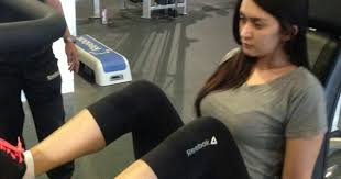 Lirik Lagu Nafa Urbach - Melepasmu Kelemahanku