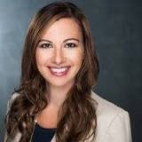 Karen Schob's Instagram, Twitter & Facebook