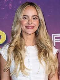 250 Amanda Stanton Stock Pictures, Editorial Images and Stock Photos