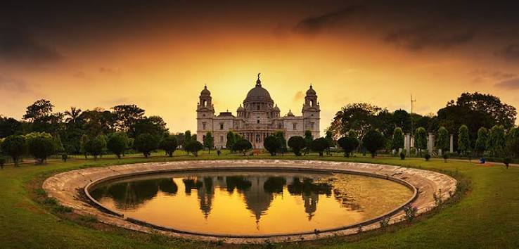 British Raj: The Finest and the Most Hideous of Times
