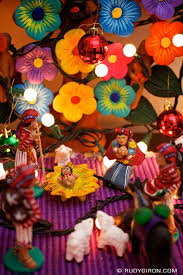 Antiguadailyphoto Com Guatemalan Nativity Scene Christmas Nativity Set Mexican Christmas Nativity Set