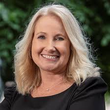 Economic Staff and Board of Directors