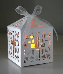 Découvrez nos contenants pas cher, nos petits pots en verre, nos pochons organza, nos contenants dragées mariage originaux. Boite Dragee Vide Croix Blanc Style Cage Oiseaux Contenants Dragees Mariage