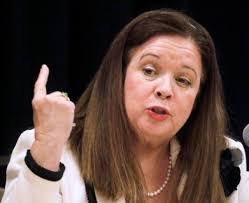 Roberta Campbell's Instagram, Twitter & Facebook