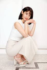元地方局アナの大器・PREMIUM新人・西野絵美インタビュー（前半） – FANZAニュース