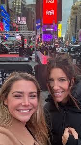 Sarah Merrifield's Instagram, Twitter & Facebook