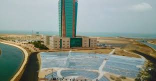 أعلنت جامعة جازان عن كافة التخصصات الجامعية التي تتوفر لديها الآن بشكل رسمي، حيث يمكن للطلاب التسجيل فيها بعدما يتوافقوا مع شروط الجامعة الرسمية، وتتمثل تخصصات جامعة جازان فيما يلي: ØªØ®ØµØµØ§Øª Ø¬Ø§Ù…Ø¹Ø© Ø¬Ø§Ø²Ø§Ù†