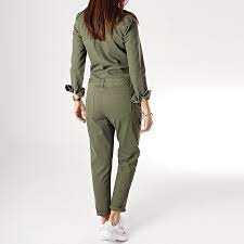 Combinaison pantalon ceinturée haut coupe droite jambes coupe ample col en v manches courtes fente au dos avec 1 bouton taille à passants ceinture à nouer pinces sous la ceinture le + mode : Combinaison Pantalon Femme Kaki Www Macj Com Br