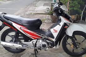 Modifikasi motor honda supra x 125warna hitam doff velg gold motorjamannow. Yuk Nostalgia Perjalanan Honda Supra X 125 Series Dari Masa Ke Masa Kamu Koleksi Yang Mana Motorplus Online Com