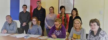 Châteauneuf-du-Rhône. Les cinq agents recenseurs sont prêts à faire le tour  du village