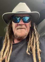 Roger Barthel's Instagram, Twitter & Facebook