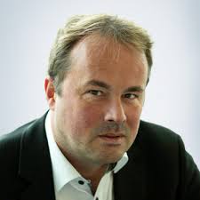 Frederic Noel's Instagram, Twitter & Facebook