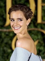 Emma Watson To my future husband, I know you're seeing my post say hi to me  🌹🌹🌹🌹💋