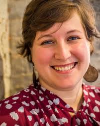 Ariane Thomas's Instagram, Twitter & Facebook