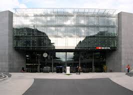 Zug is the capital of the canton of zug in switzerland.it is situated at the northeastern corner of lake zug, at the foot of the zugerberg (1039 m (3408 ft)), which rises gradually, its lower slopes thickly covered with fruit trees. Zug Railway Station Wikipedia