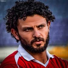 قال النجم حسام غالي لاعب وسط وقائد فريق الكرة الأول بالنادي الأهلي الأسبق، أن النتيجة التي حققها فريقه أمام الوداد المغربي، والزمالك ضد الرجاء في ذهاب نهائي بطولة دوري أبطال. ØµÙˆØ± Ø­Ø³Ø§Ù… ØºØ§Ù„Ù‰ Pictures