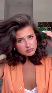 Daniela Ellis (danielaellis)