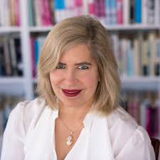 Jennifer Weis's Instagram, Twitter & Facebook