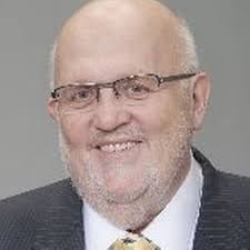 Der gleiche Bürgermeister mit neuen Schöffen