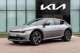 Factors to consider in towing a car are distance, type of vehicle, and the time of day. Top 10 Best Electric Cars For Towing Autocar