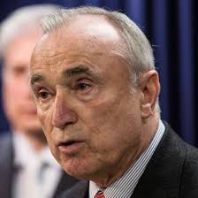 This Tweet From Bill Bratton Marked a Historic Shift in NYPD Anti-Drug  Policy