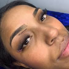 Espectáculo de extensiones ‼️ ▫️Pestañas punto por punto volumen doble  📍Ubicación Guatire, primer bulevar. Edificio Paradise, piso 3 local 3-3  ✨Lugar de referencia: La panadería Katy pan o los famosos jugos de