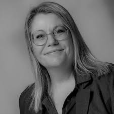 Louise Hultgren Email & Phone Number