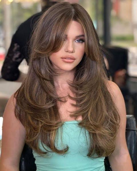 Top 10 Butterfly Haircut Ideas for Long Hair Glow-Up - Gemeria Hair