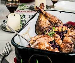entenbraten im brater so geht s richtig rezept entenbraten lebensmittel essen rezepte