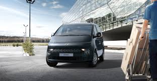 Compare offers from multiple hyundai dealers & get lowest prices, check now! Hyundai Staria 2022 Launched In Thailand Price Converted From 1 22 Billion Electrodealpro