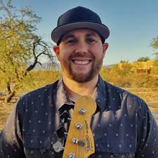 Sean Zilla- Bass Gtr/Vocals