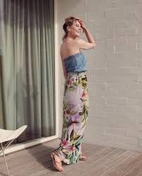 Dina tersago — (puurs, 3 janvier 1979) est une présentatrice de télévision belge néerlandophone. Dina Tersago S Feet Wikifeet