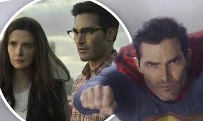 Superman & Lois: Tyler Hoechlin debuts as latest incarnation of Clark Kent 