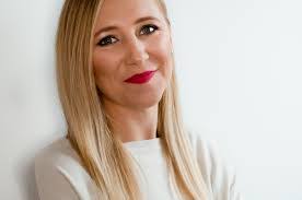 Sandra Novak's Instagram, Twitter & Facebook