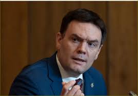 The House of Commons Public Safety and National Security committee summon  Lauren Chen to their study of Russian Interference and Disinformation  Campaign in Canada. She would not answer one question they asked