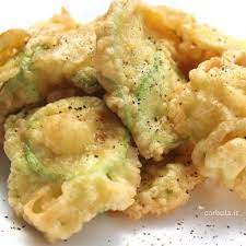 Crispy on the outside, and moist but not soggy on the inside. Italian Fried Zucchini In Batter Zucchine Fritte In Pastella Mangia Magna Zucchini Fries Fried Zucchini Recipes Italian Fries