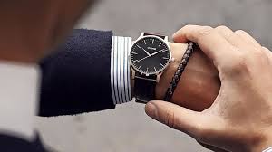 Getting your band size the first thing you should do is measure your wrist. How To Choose A Watch For Your Wrist Size The Trend Spotter