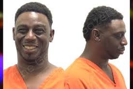 Quincy Brooks's Instagram, Twitter & Facebook