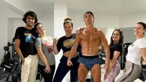 Jun 25, 2021 · varane's 'wage demands' for united move. Cristiano Ronaldo Flaunts His Abs During Self Quarantine Poses For A Photo With His Sisters Latestly