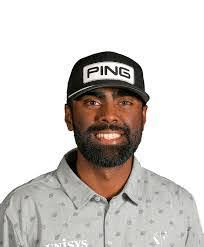 Justin Mooneyham's Instagram, Twitter & Facebook