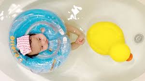 Shop bed bath & beyond for bath & potty items & useful baby shower gifts. Read This If You Re About To Put Your Baby In A Donut Neck Float