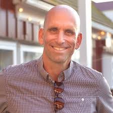 Mike Newhouse's Instagram, Twitter & Facebook