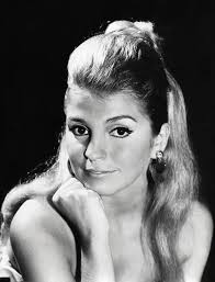 Leila Diniz: os 50 anos da morte da atriz que desafiou conservadorismo e  foi perseguida pela ditadura