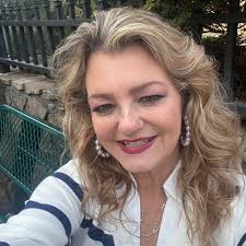 Staying warm and cozy indoors today, and you?